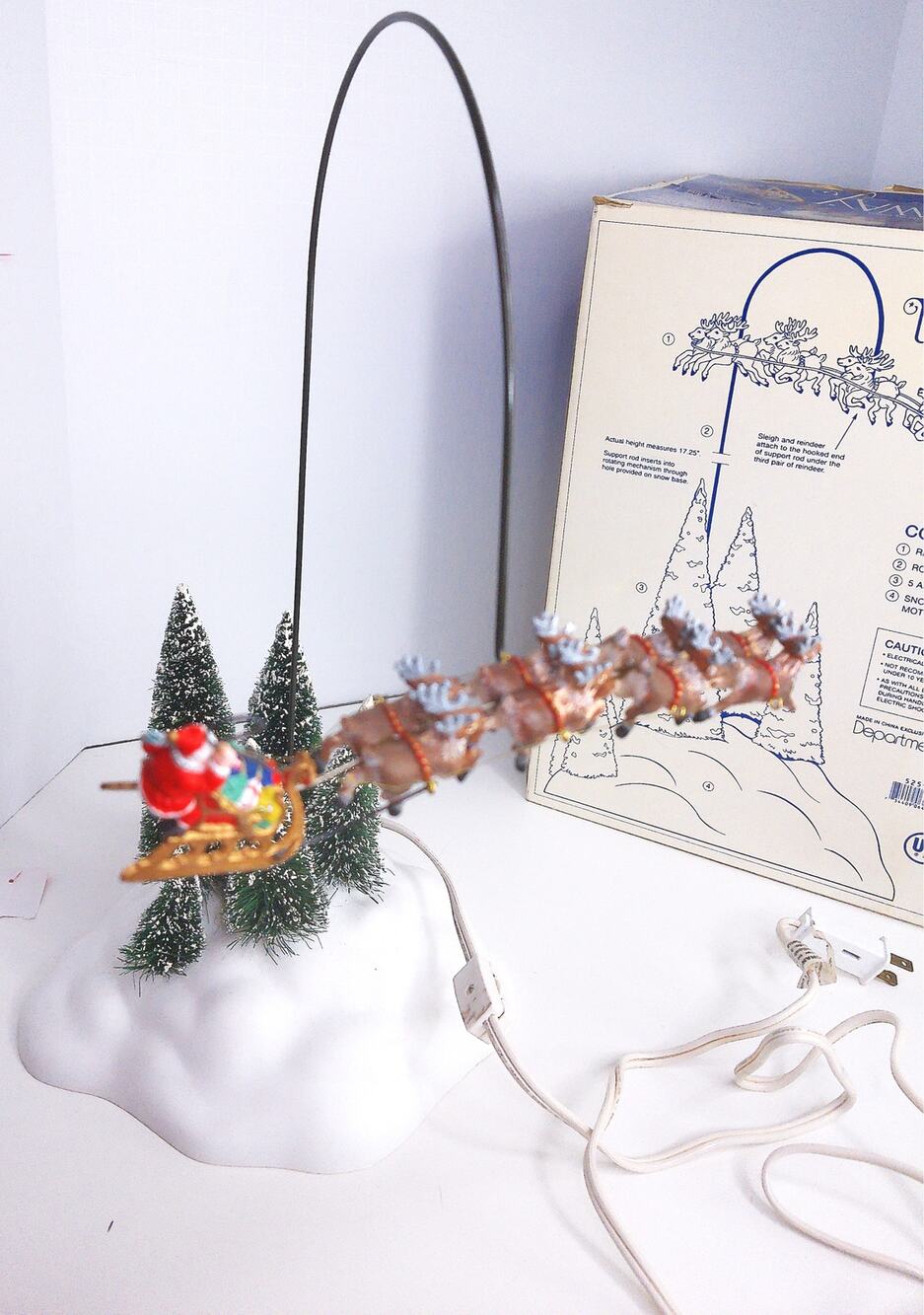 Vtg Dept 56 Up Up And Away Animated Santa Sleigh & Reindeer #52593 Tested Works